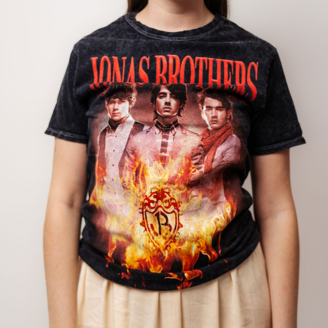 Jonas Brothers Classic Fire T-Shirt – Schwarz